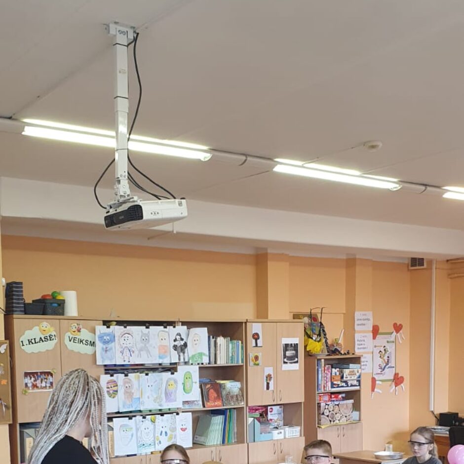 STEM projekts “Burbuļojošās gāzes ceļojums!”