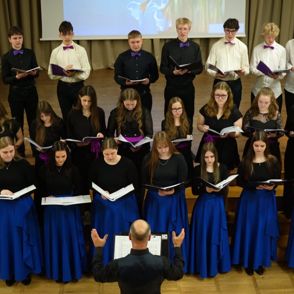 Koru sadraudzības koncerts “Par prieku sev, par prieku tev…”