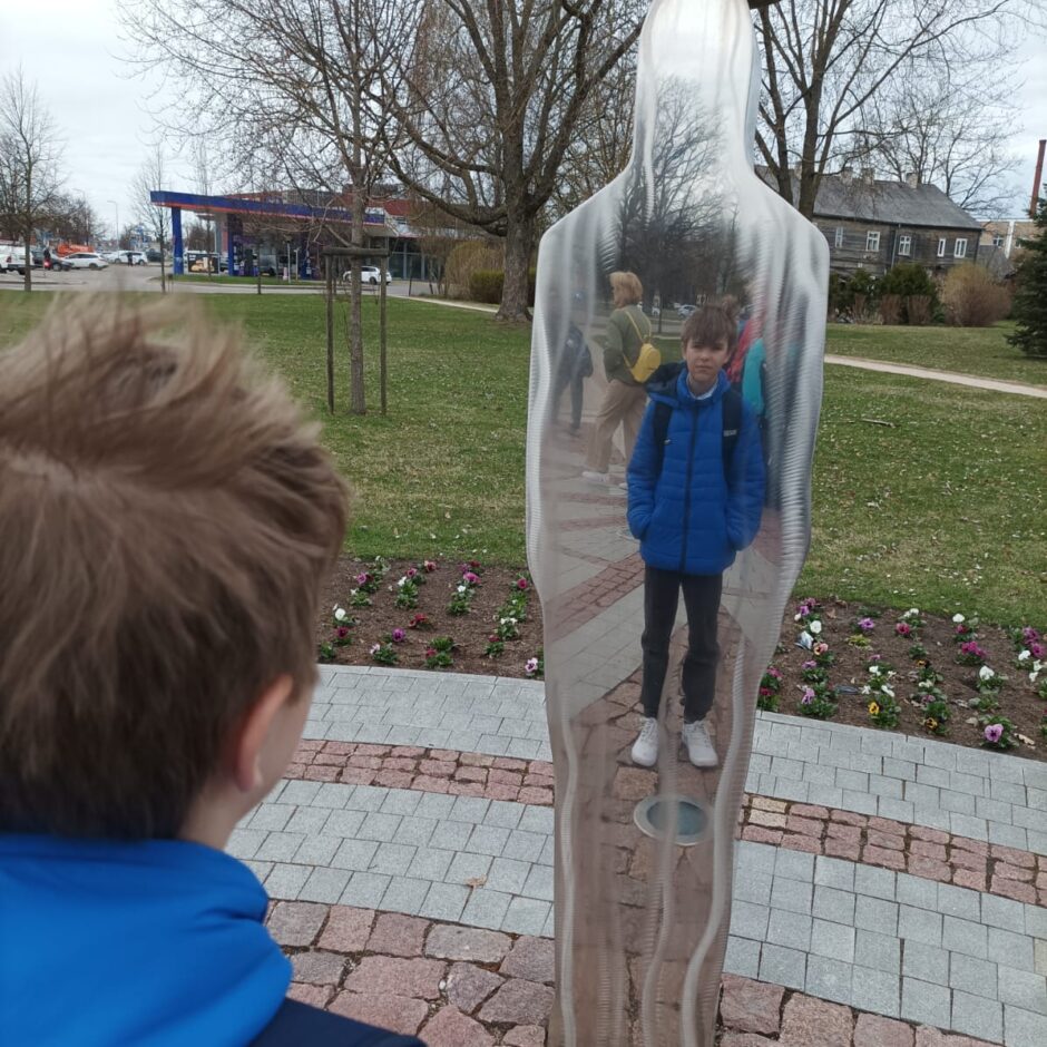 Rodrigo Upmanis apskata Jelgavas vecpilsētu