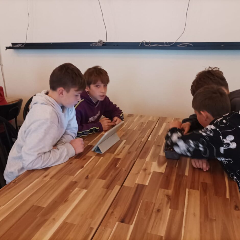 5.klases STEM programmas ietvaros apmeklēja nodarbību 