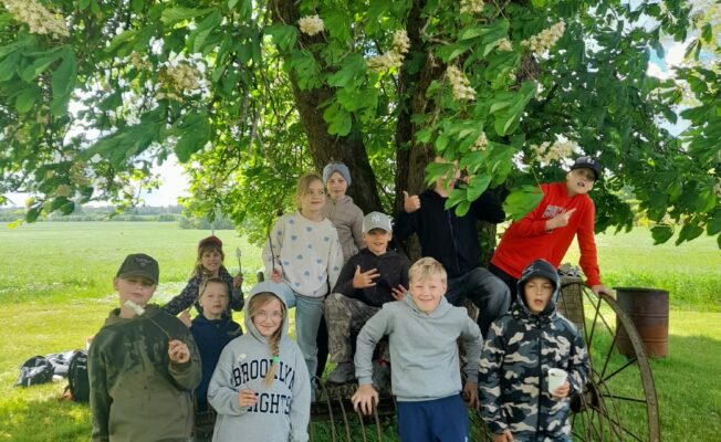 3.b klases pārgājiens zs 