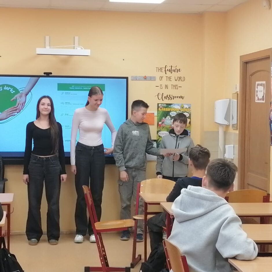 7.ab klases STEM nodarbība “Mans viedoklis - mana balss”
